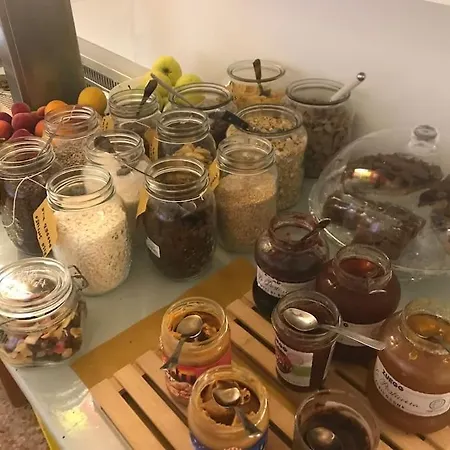 Bed & Breakfast Vegan Meuble Adriana *